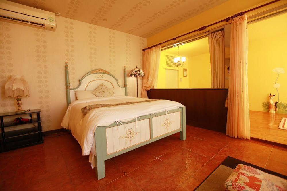 לינה וארוחת בוקר דאטונג Hao Wang Jiao House מראה חיצוני תמונה